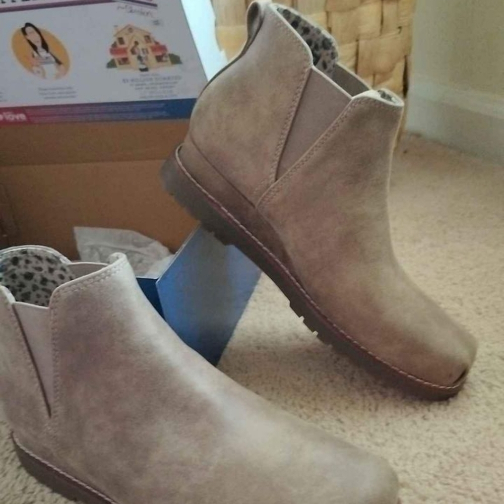BOBS from Sketcher Chill Wedge Cruise  Altitude Bootie